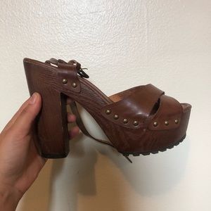 Platform “Wood” Heels☀️☀️